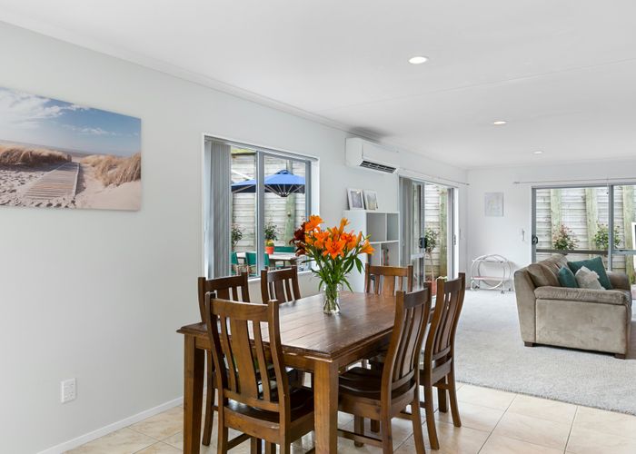  at 18 Ashleigh Way, Waikanae Beach, Waikanae