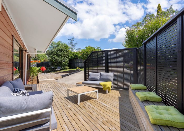  at 10 Woodhams Street, Beach Haven, Auckland