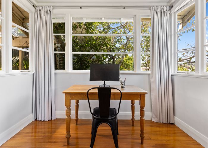 at 31 Hillsborough Road, Hillsborough, Auckland
