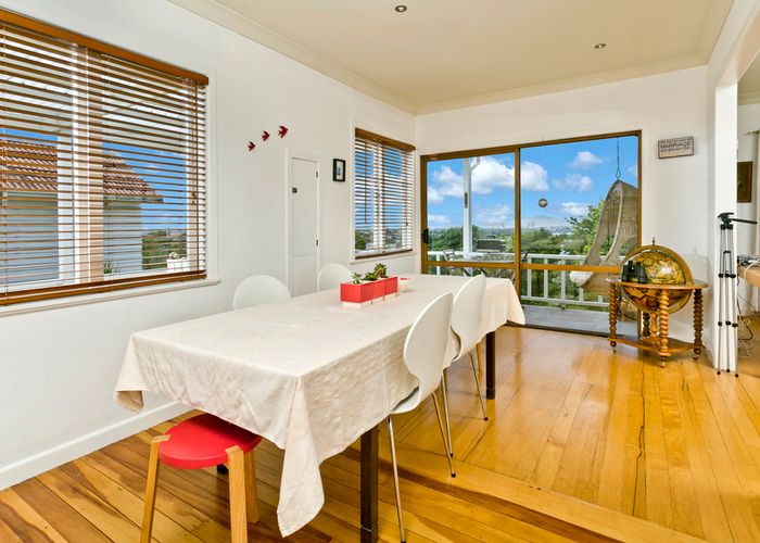  at 255 Glenfield Road, Hillcrest, Auckland