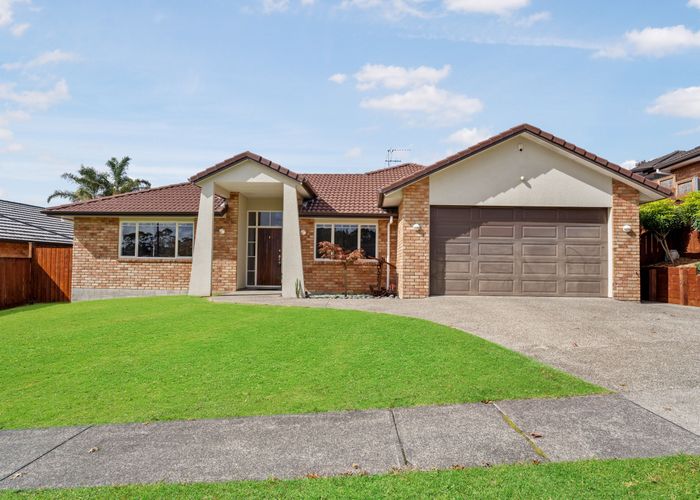  at 10 Sapperton Drive, Henderson, Auckland