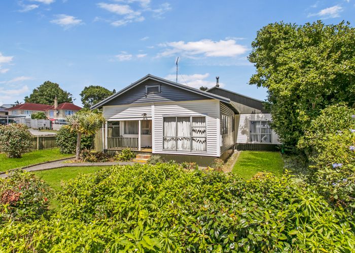  at 14 Dominion Road, Tuakau, Tuakau