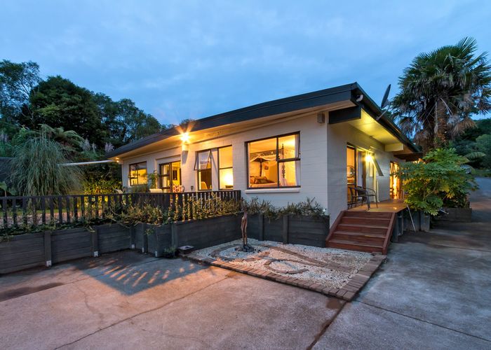  at 14A Gracechurch Drive, Flat Bush, Auckland