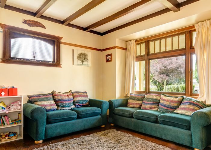  at 72 Old Mill Road, Brooklyn