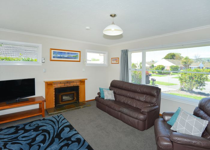 at 11 Roberta Drive, Somerfield, Christchurch