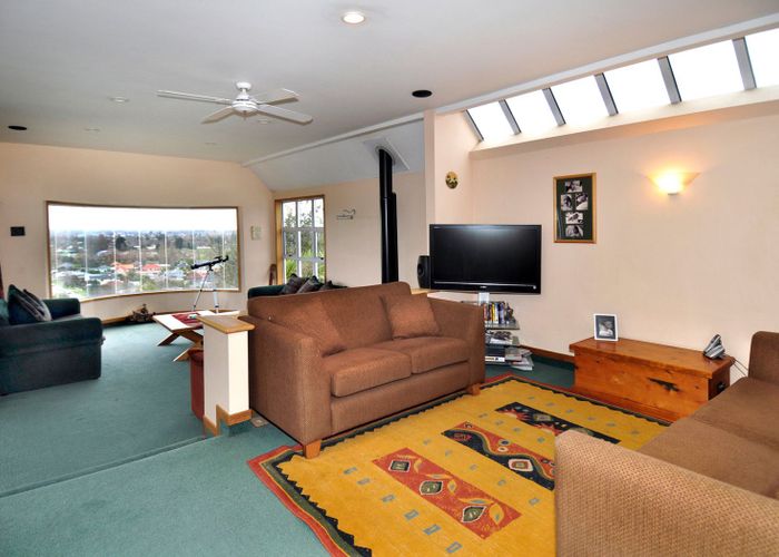 at 29 Aotea Terrace, Huntsbury, Christchurch