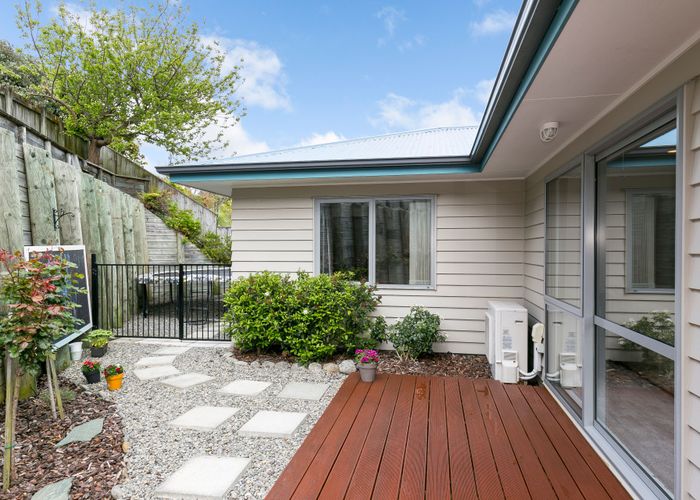  at 18 Ashleigh Way, Waikanae Beach, Waikanae