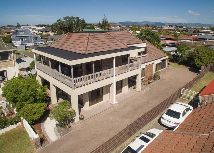  at 32 Tweed Street, Mount Maunganui, Mount Maunganui