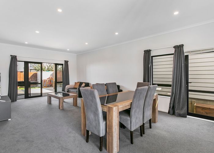  at 38 Kuurae Crescent, Weymouth, Auckland