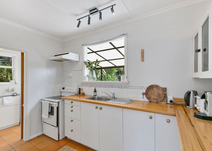  at 26 Richmond Avenue, Karori, Wellington