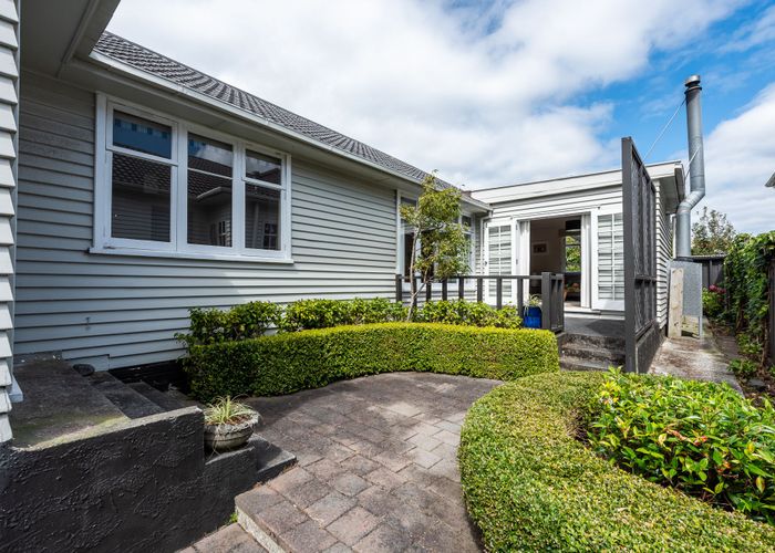  at 42 Ganges Road, Khandallah, Wellington