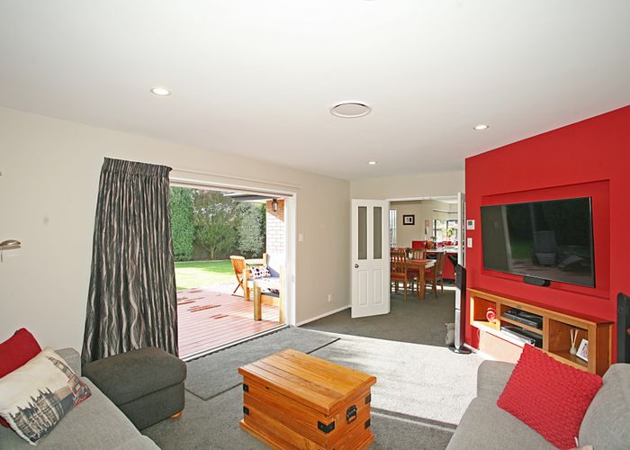  at 6 FANTAIL LANE, Woolston, Christchurch