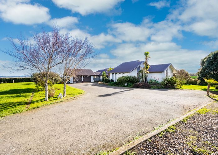  at 39 MILL RD, Bombay, Auckland 