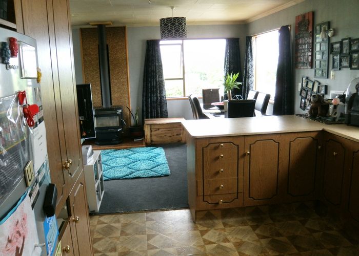  at 1329 Owaka Highway, Romahapa, Balclutha