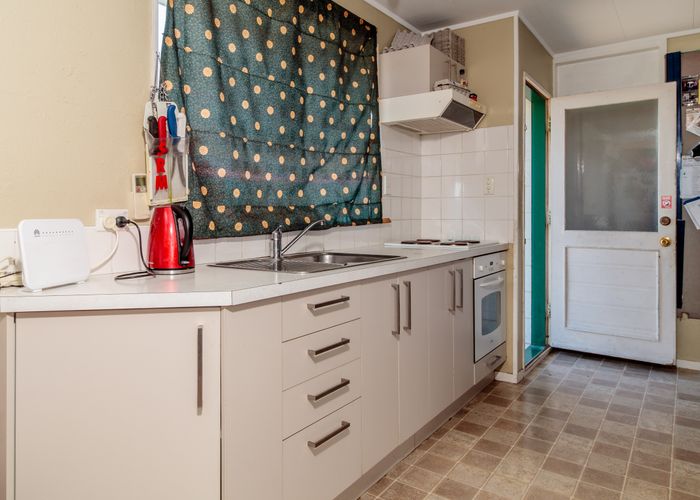  at 3 Kingsley Drive, Flaxmere, Hastings