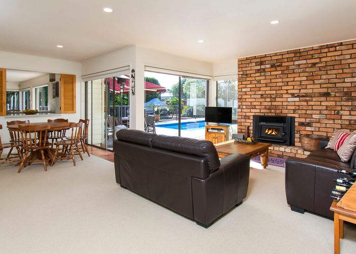  at 51 Hattaway Avenue, Bucklands Beach, Auckland