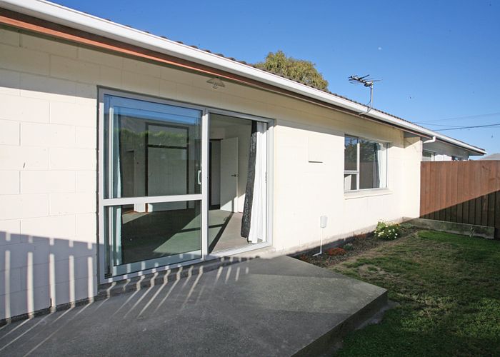  at 2/181 Springs Road, Hornby, Christchurch