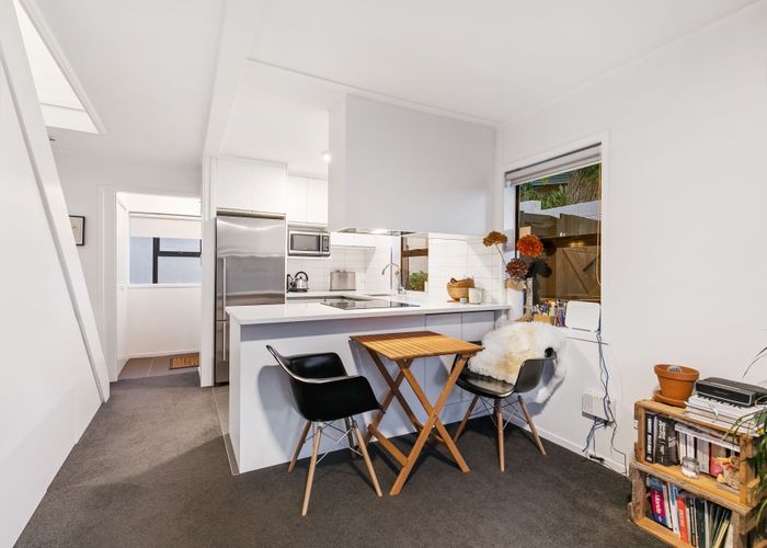 at 3/45 Third Avenue, Kingsland, Auckland