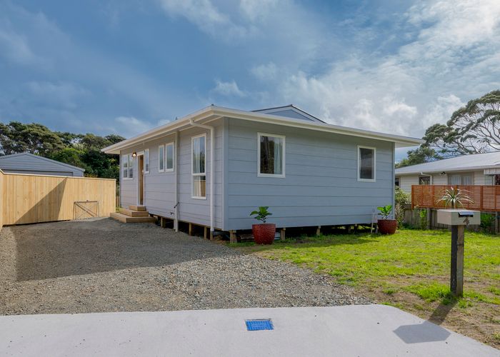  at 4 Sydney Crescent, Raumati South, Paraparaumu