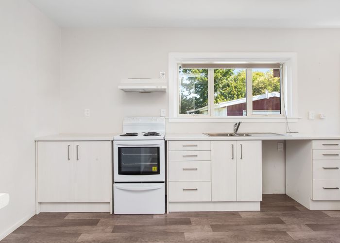  at 122 Springs Road, Hornby, Christchurch