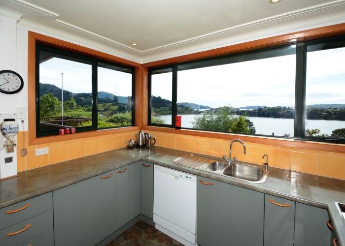 at 8 Prospect Row, Roseneath, Port Chalmers