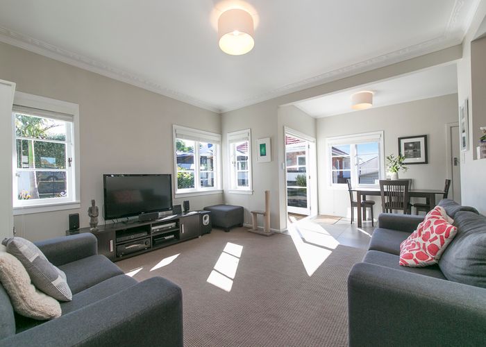  at 27 Wallath Road, Onehunga, Auckland