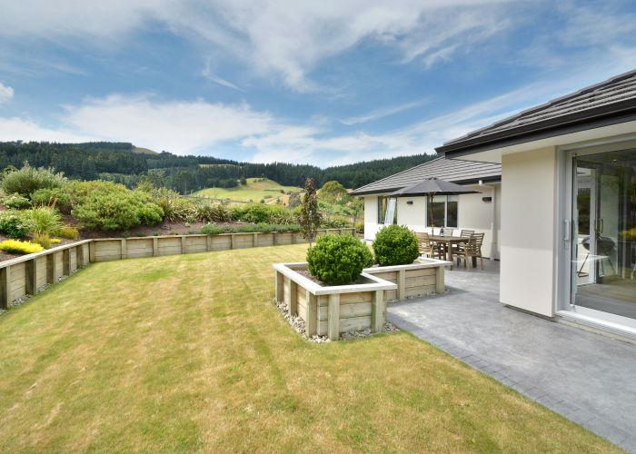  at 24 Glendermid Close, Sawyers Bay, Dunedin