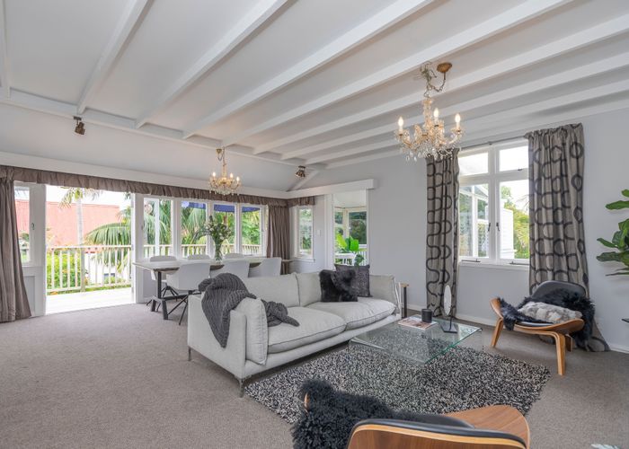  at 5 Bannerman Road, Morningside, Auckland