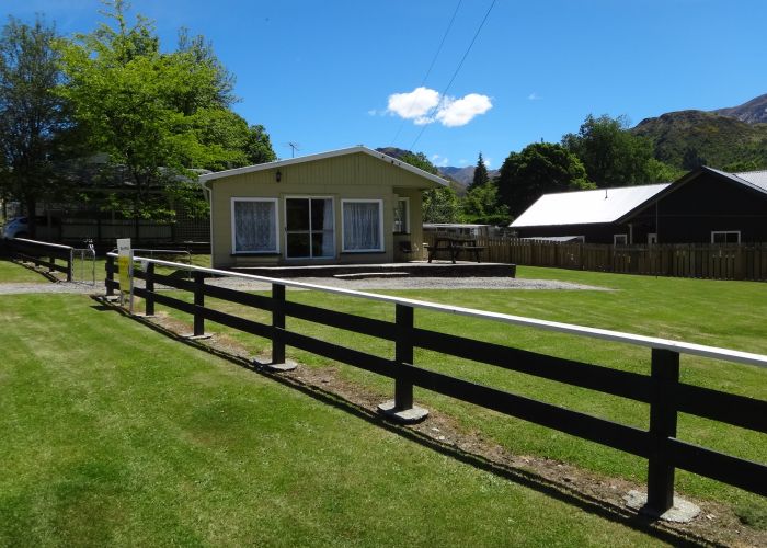  at 3 Ford Street, Arrowtown, Arrowtown