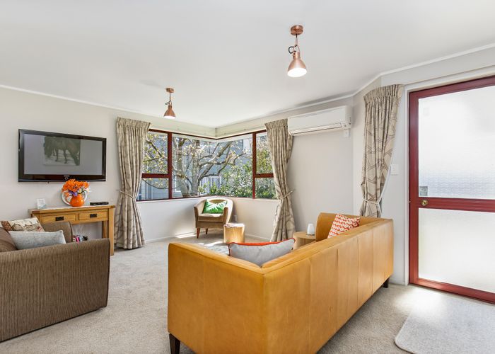  at 15A Cliff Road, Papakura, Papakura