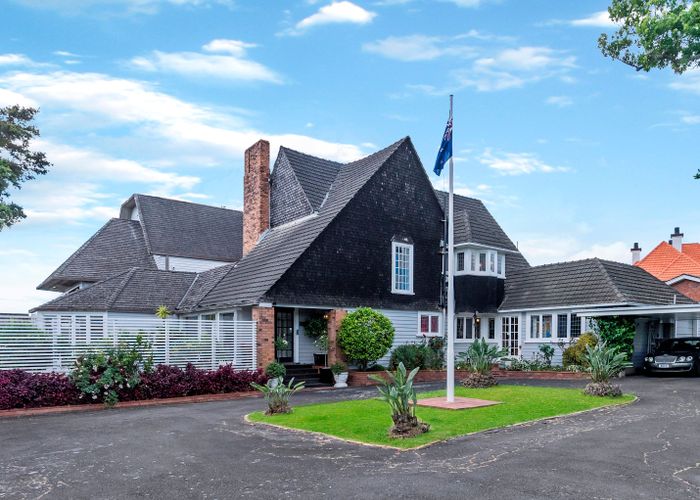  at 39 Bassett Road, Remuera, Auckland