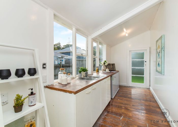  at 12 Catherine Street, Onehunga, Auckland