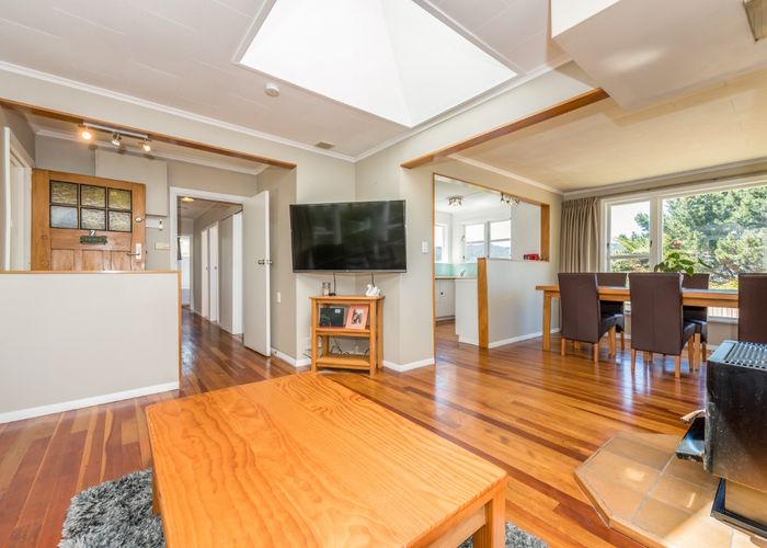  at 7 Gurney Road, Kelson, Lower Hutt