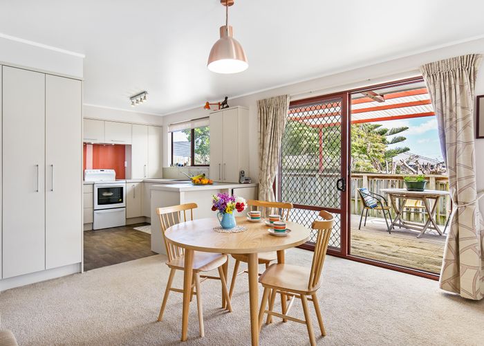  at 15A Cliff Road, Papakura, Papakura