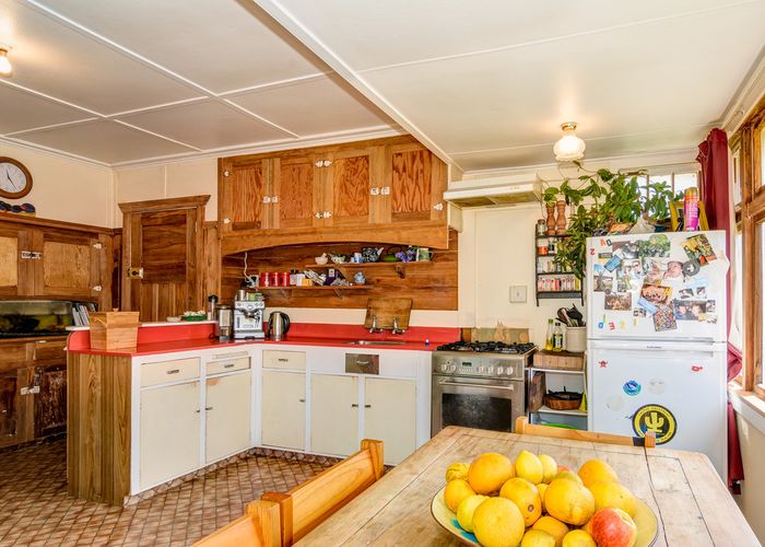  at 72 Old Mill Road, Brooklyn