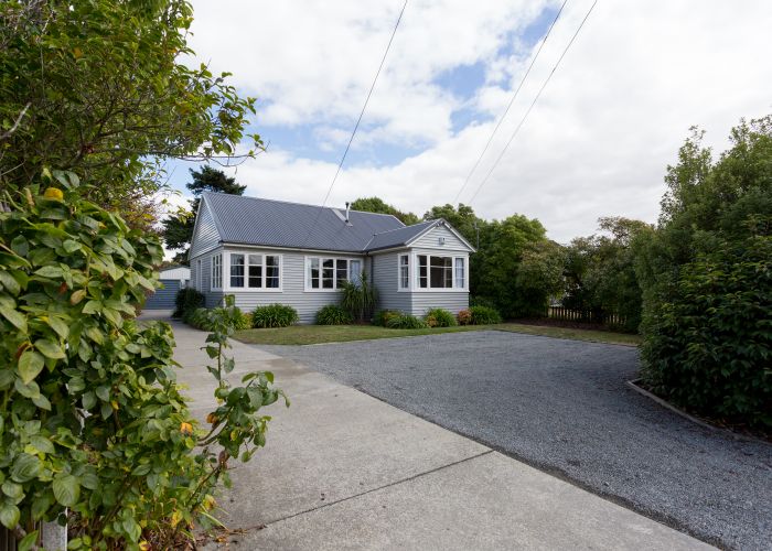  at 3 Eden Place, Bryndwr, Christchurch
