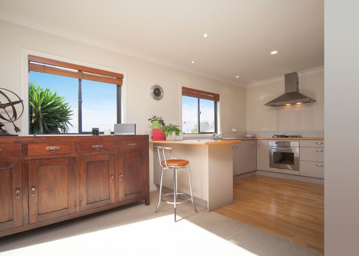 Free property data for 33A Rawhiti Road, One Tree Hill, Auckland