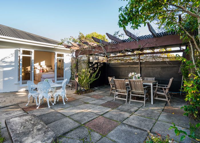  at 7 Brighton Terrace, Mairangi Bay, Auckland