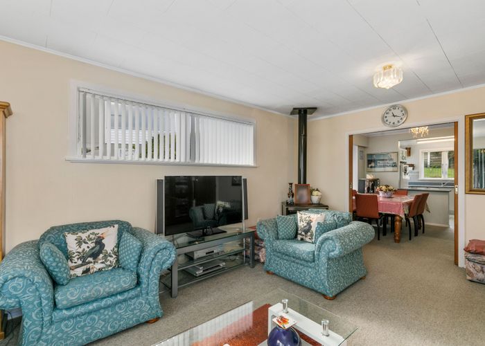  at 94 Major Drive, Kelson, Lower Hutt