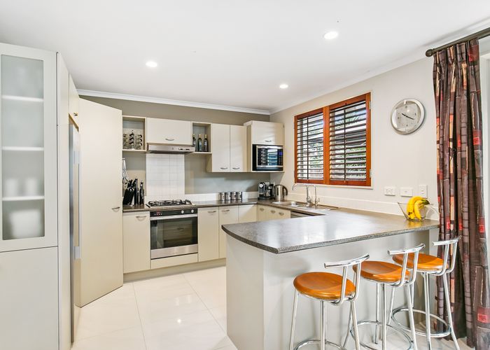  at 9 Ritchie Crescent, Takanini