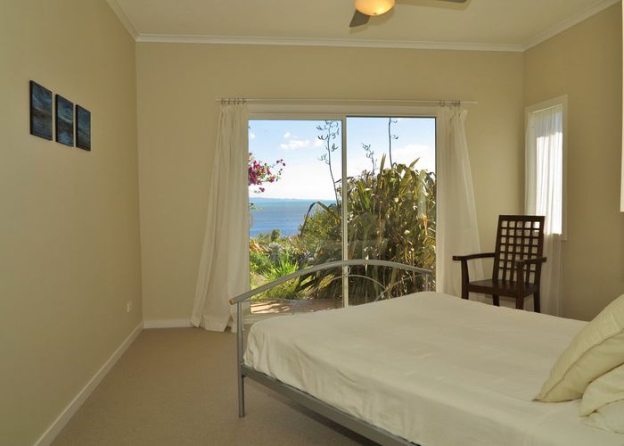 at 8 Ruataniwha Drive, Collingwood