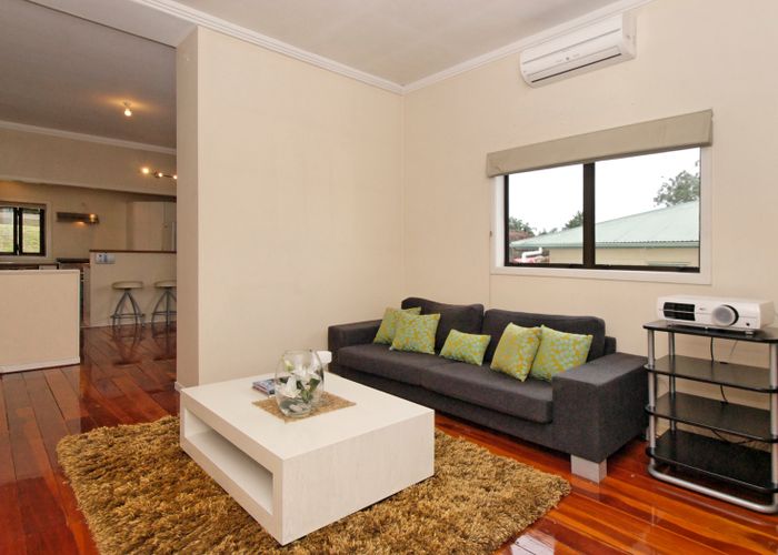  at 15 Quadrant Road, Onehunga, Auckland