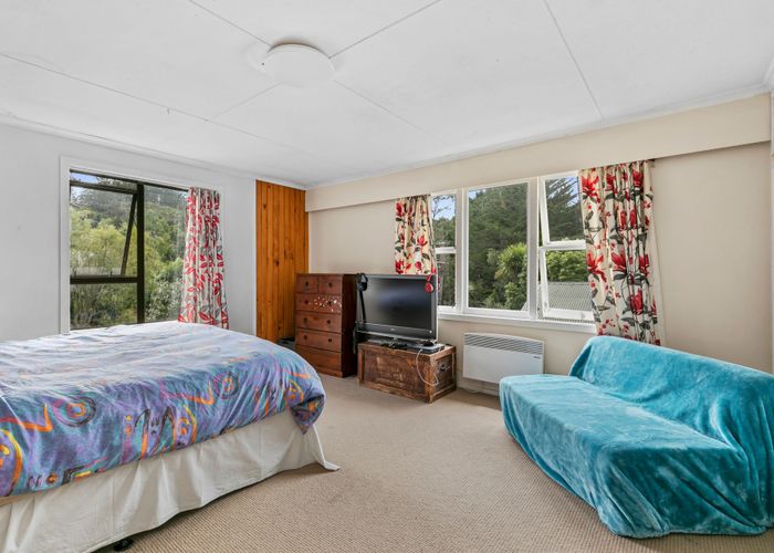  at 1004 Blue Mountains Road, Blue Mountains, Upper Hutt