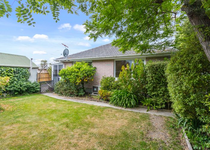  at 2/256 Estuary Road, South New Brighton, Christchurch