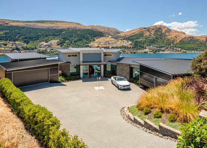  at 20 Silverwood Lane, Kawarau Falls