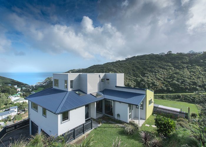  at 32 View Road, Houghton Bay, Wellington