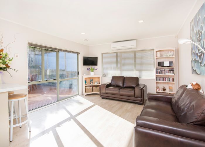  at 2/8 Alicia Road, Somerville, Auckland