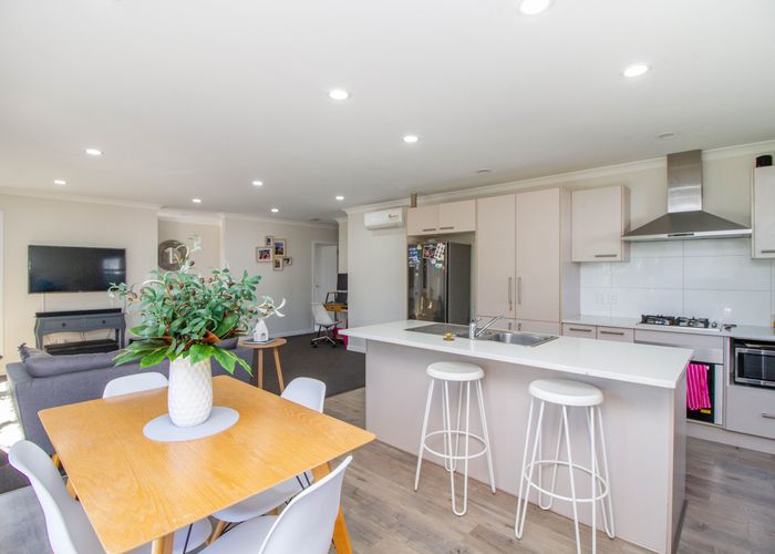  at 950A High Street, Avalon, Lower Hutt