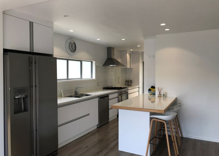  at 5 Frank Place, Hillpark, Auckland