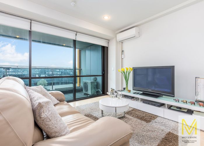  at 602/18 Beach Road, Auckland Central, Auckland